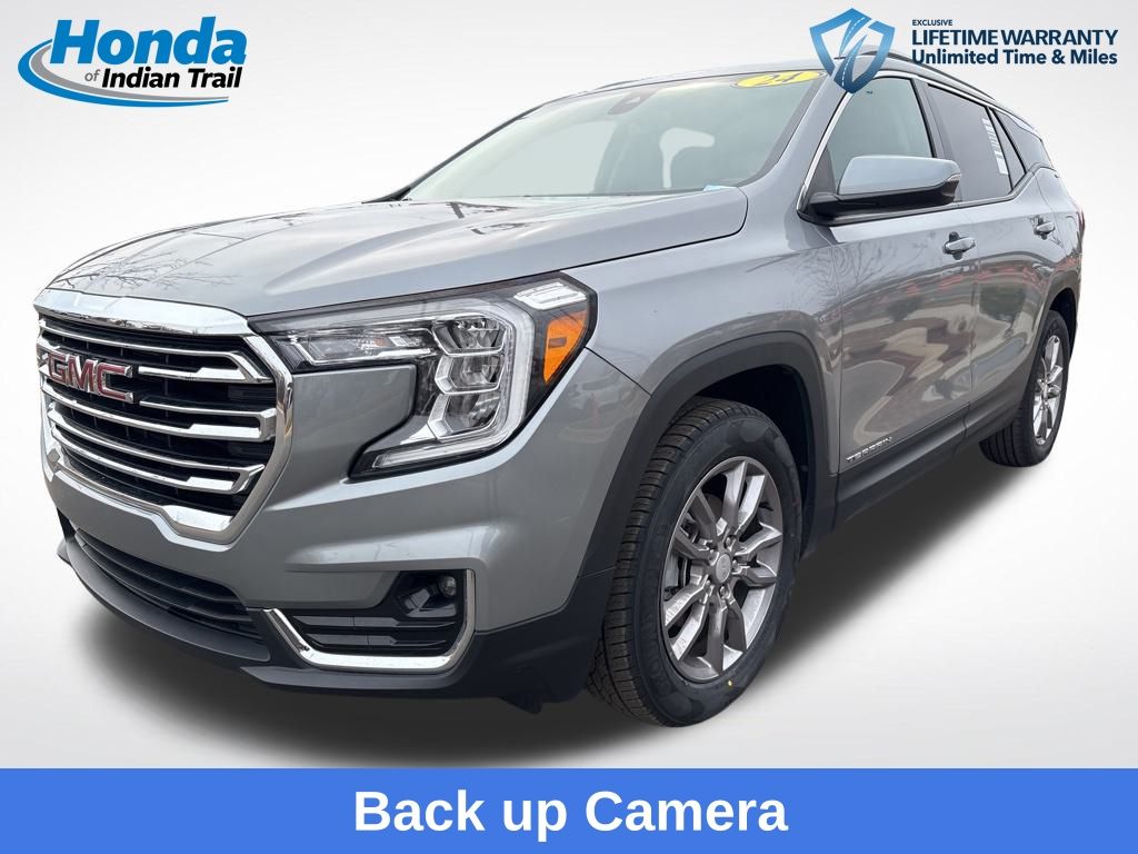 2024 GMC Terrain SLT's photo