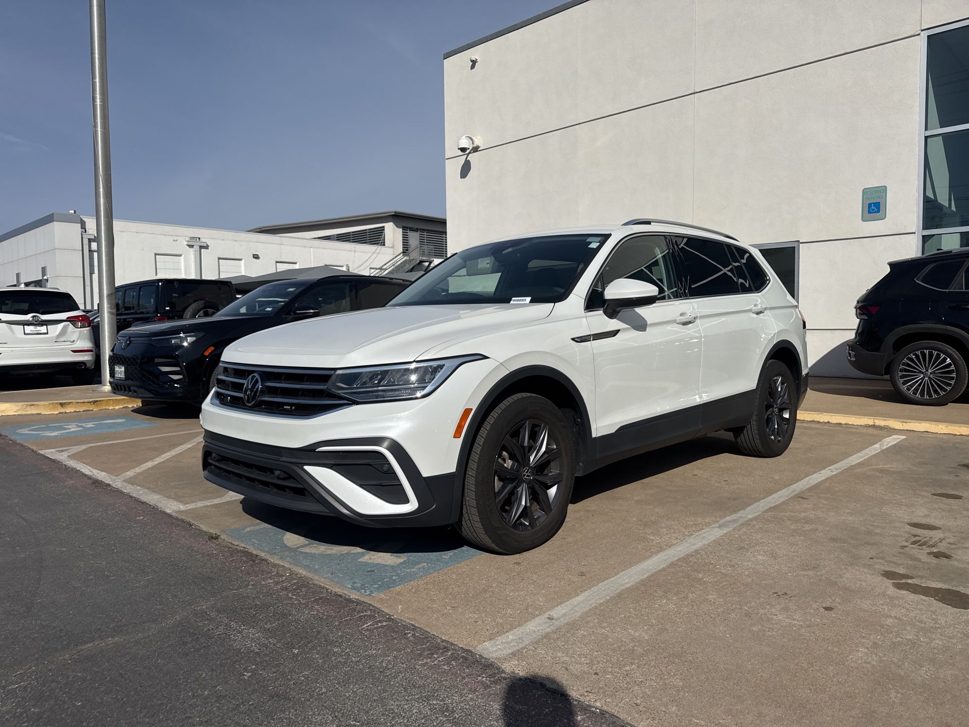 2023 Volkswagen Tiguan SE