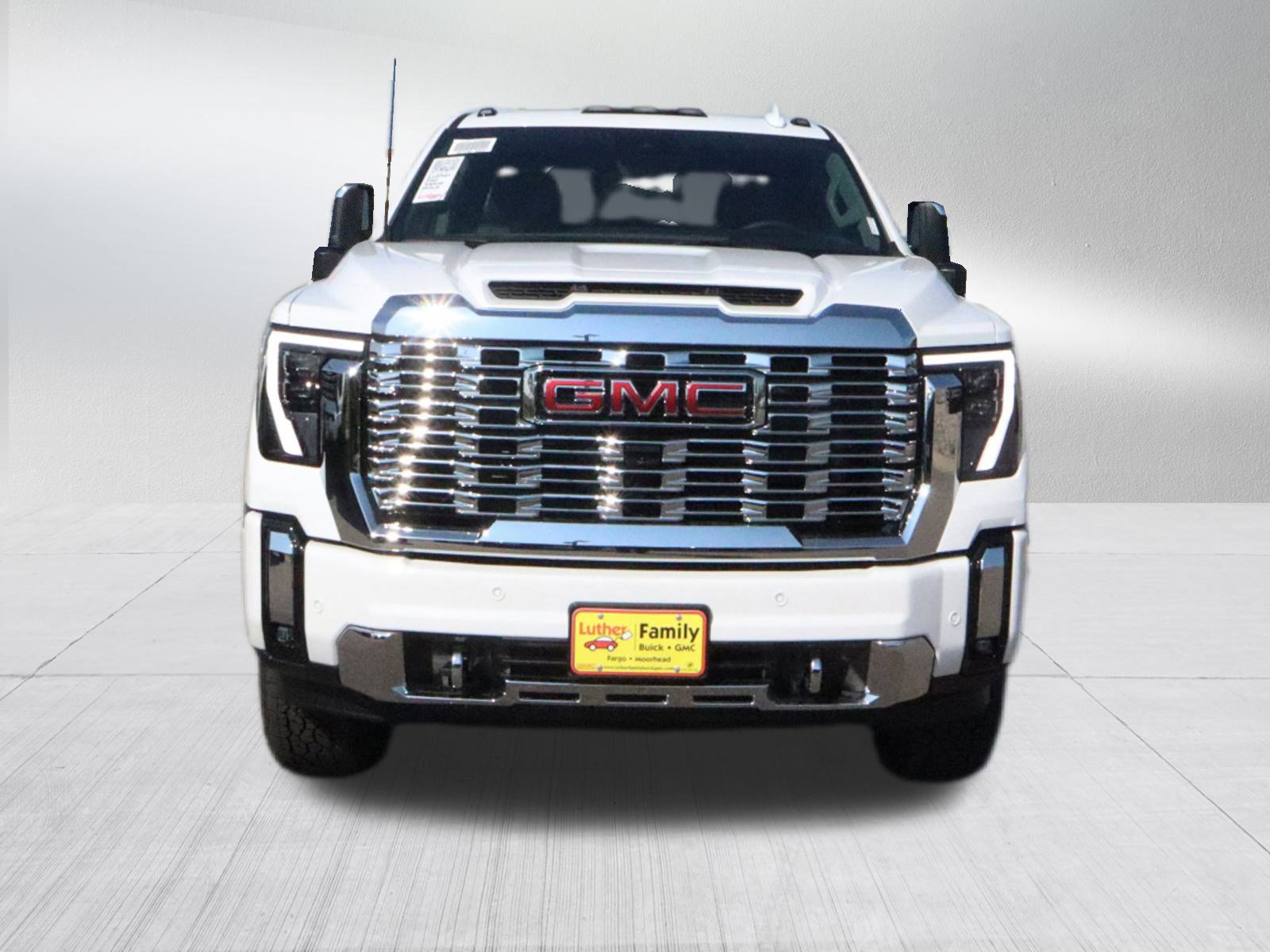 2026 Gmc Sierra 3500 HD Denali photo 2