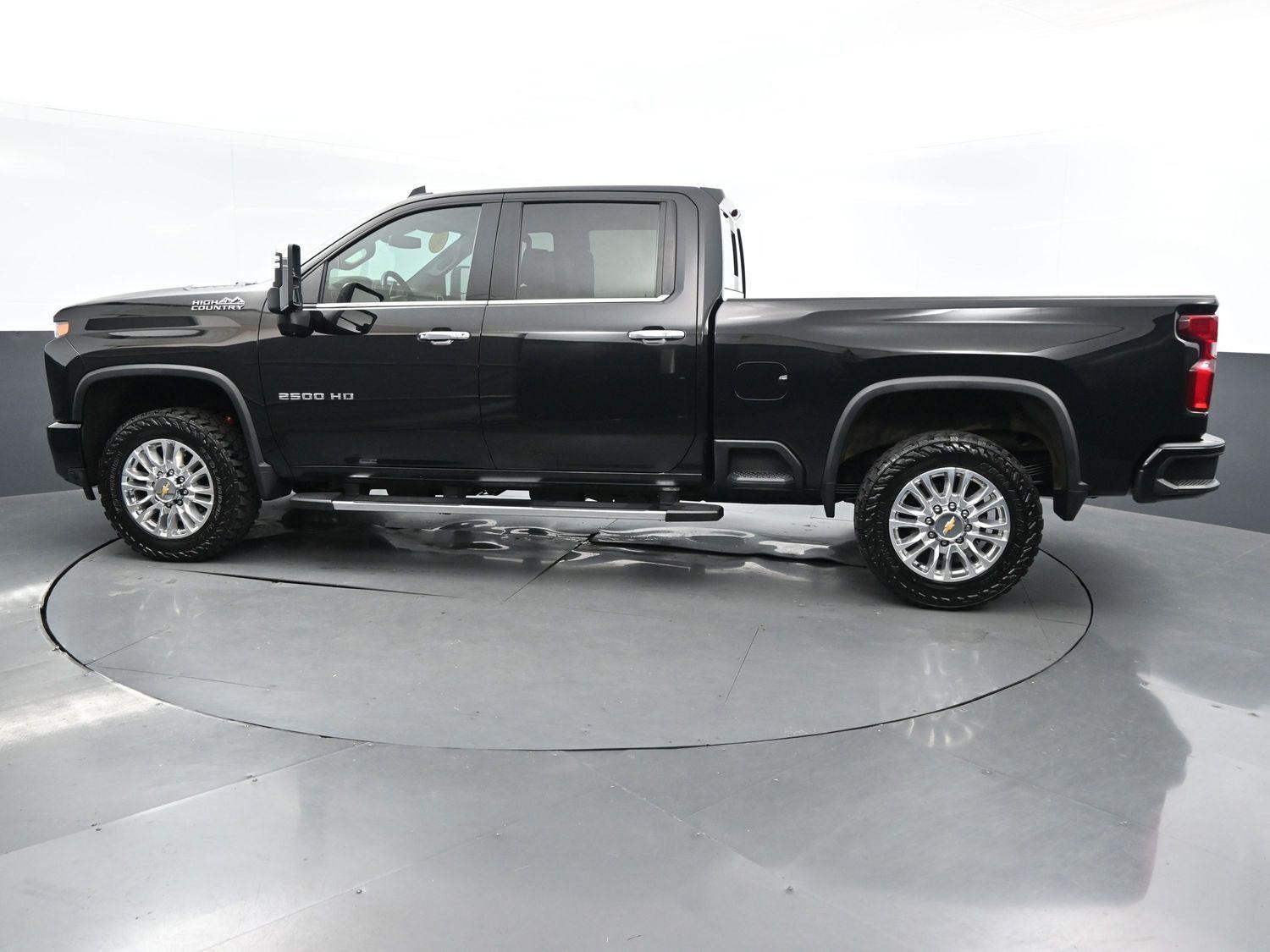 2023 Chevrolet Silverado 2500HD High Country photo 5