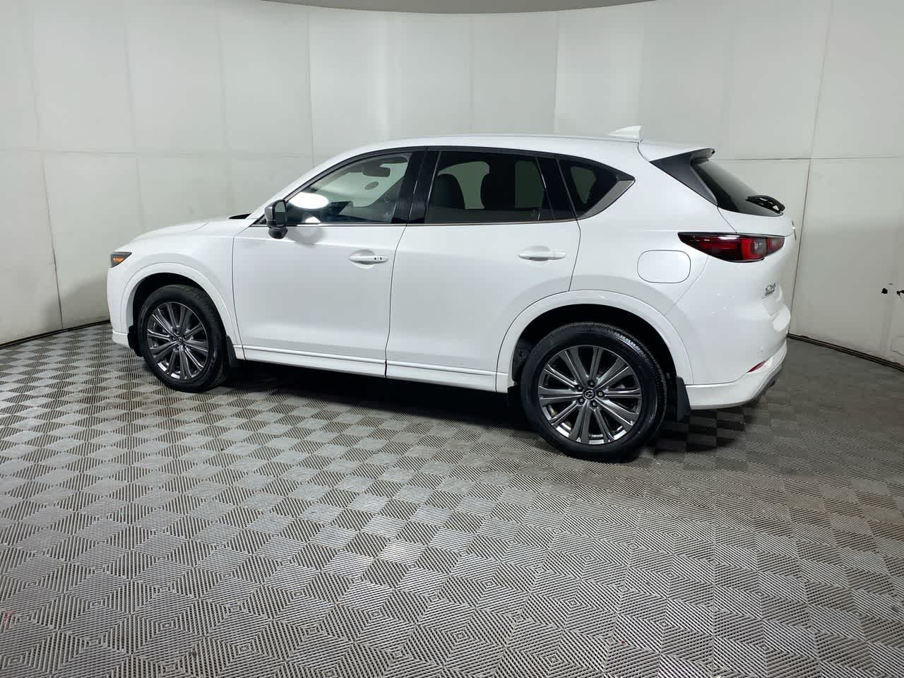 2024 Mazda CX-5 2.5 Turbo Signature photo 3