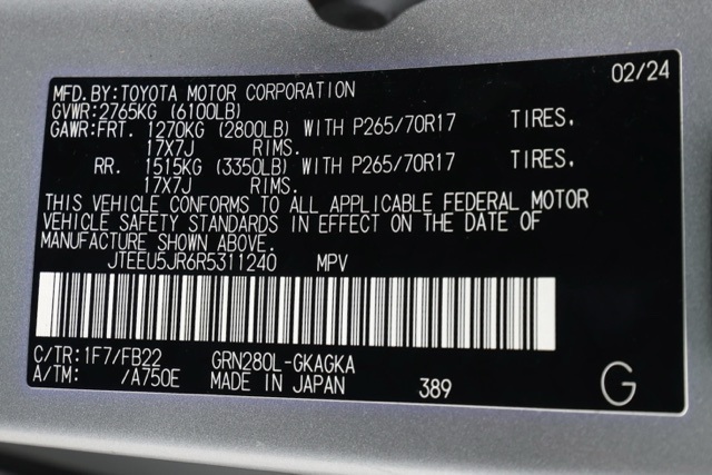 2024 Toyota 4Runner SR5 photo 29