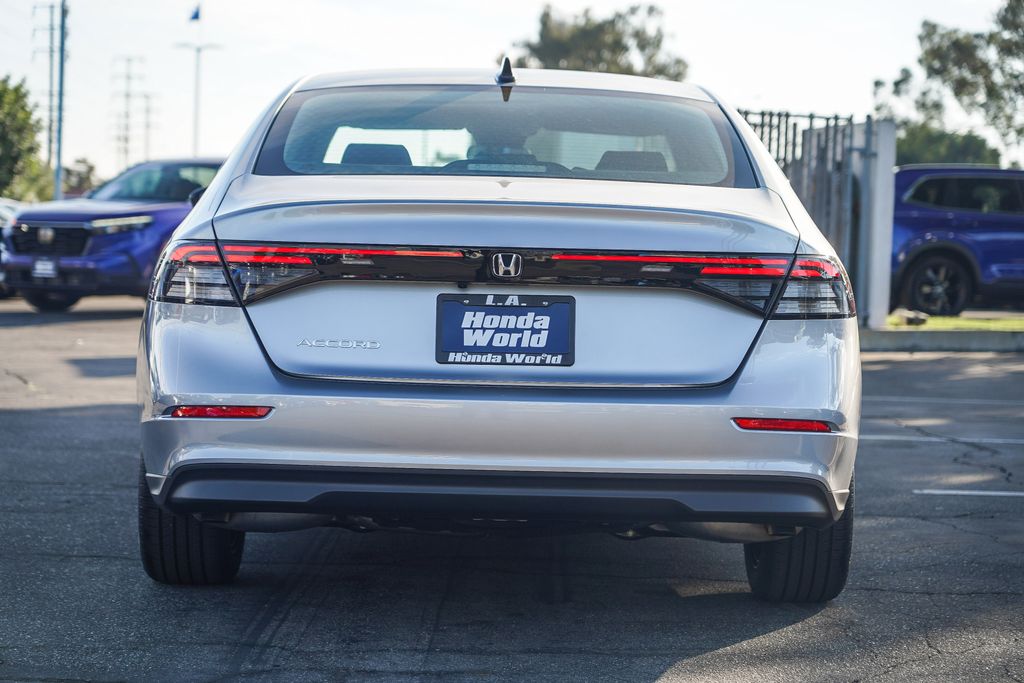 2025 Honda Accord SE photo 8