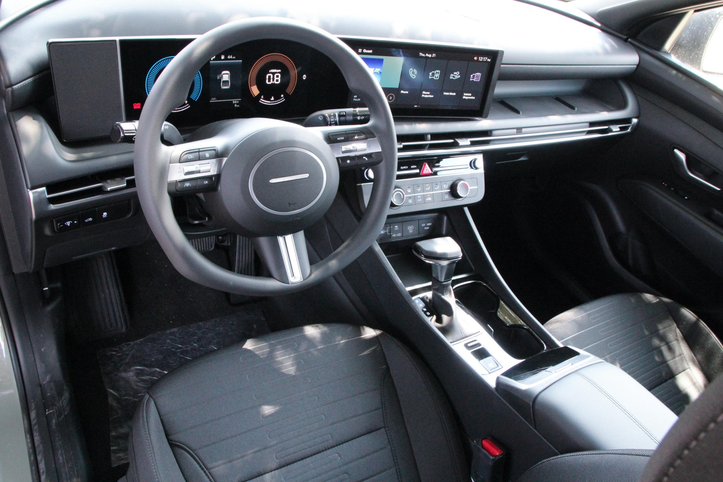 2026 Hyundai Santa Cruz SE photo 8