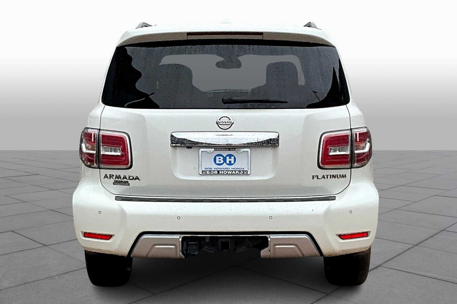 2017 Nissan Armada Platinum photo 4