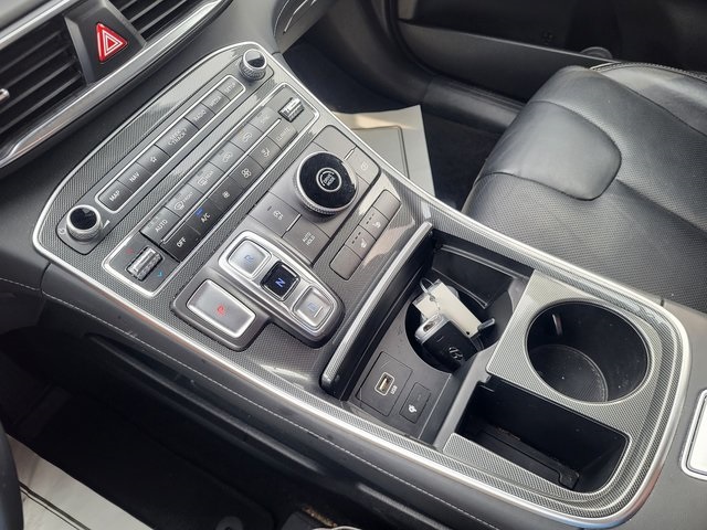 2022 Hyundai Santa Fe SEL Premium photo 20