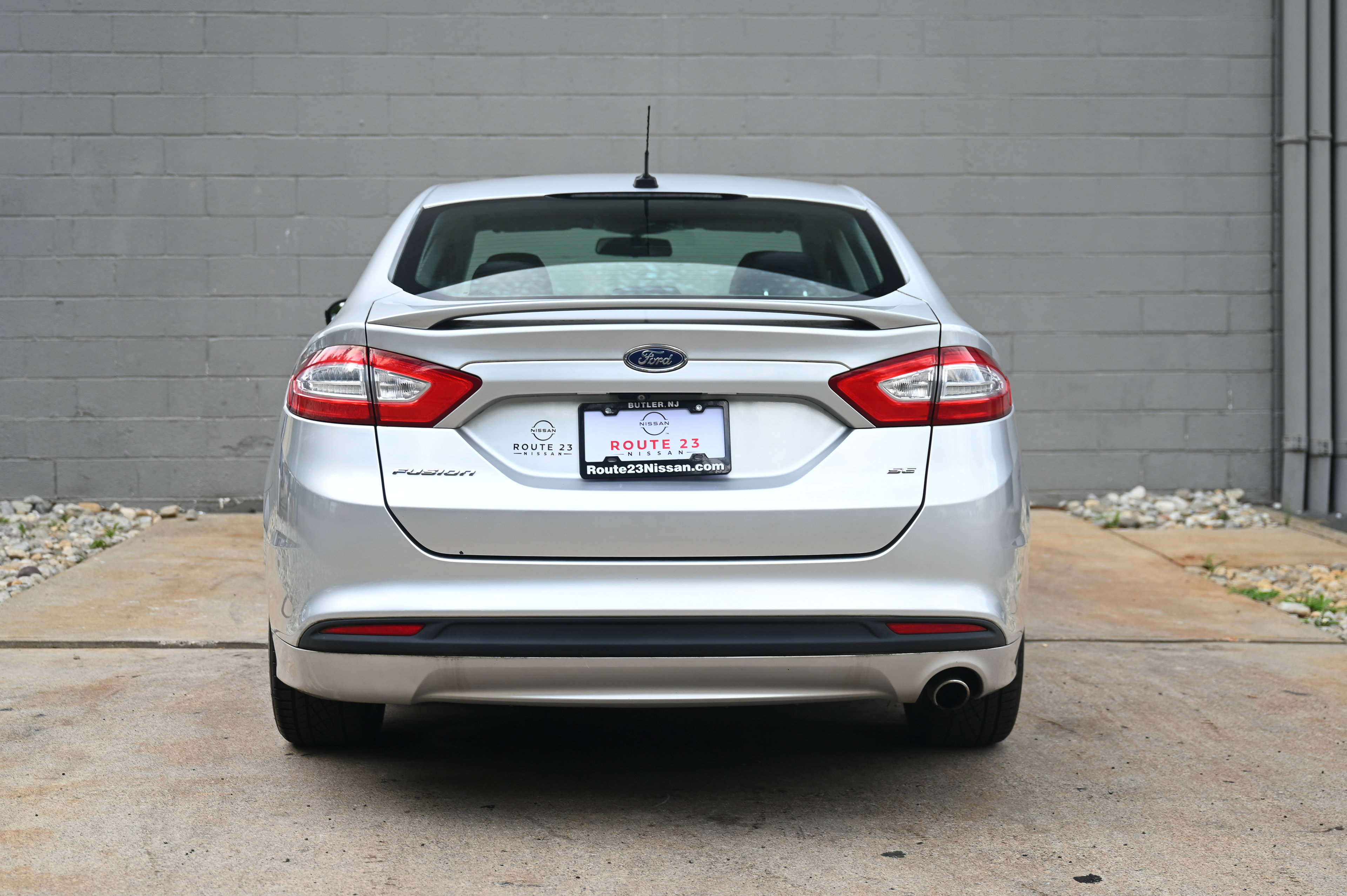 2014 Ford Fusion SE photo 6