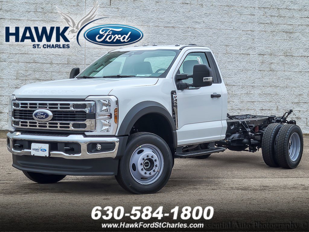 2025 Ford F-450 Super Duty Chassis Cab XL's photo