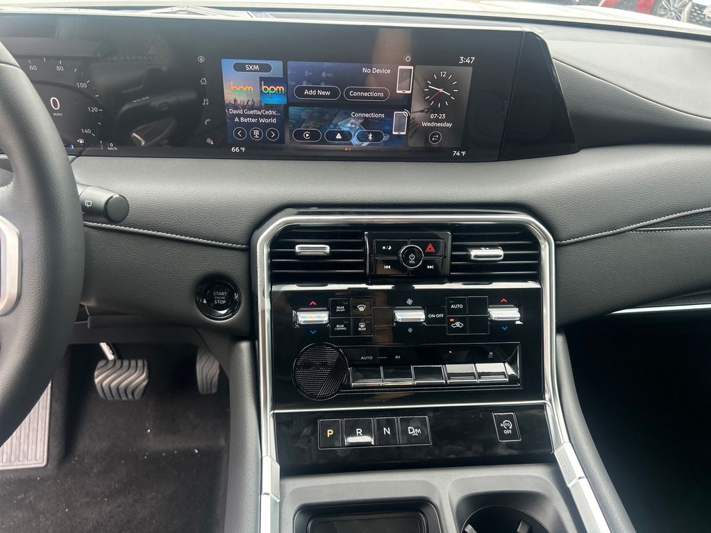 2025 Nissan Armada SV photo 30