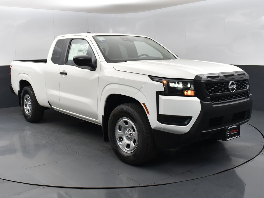 2026 Nissan Frontier S's photo