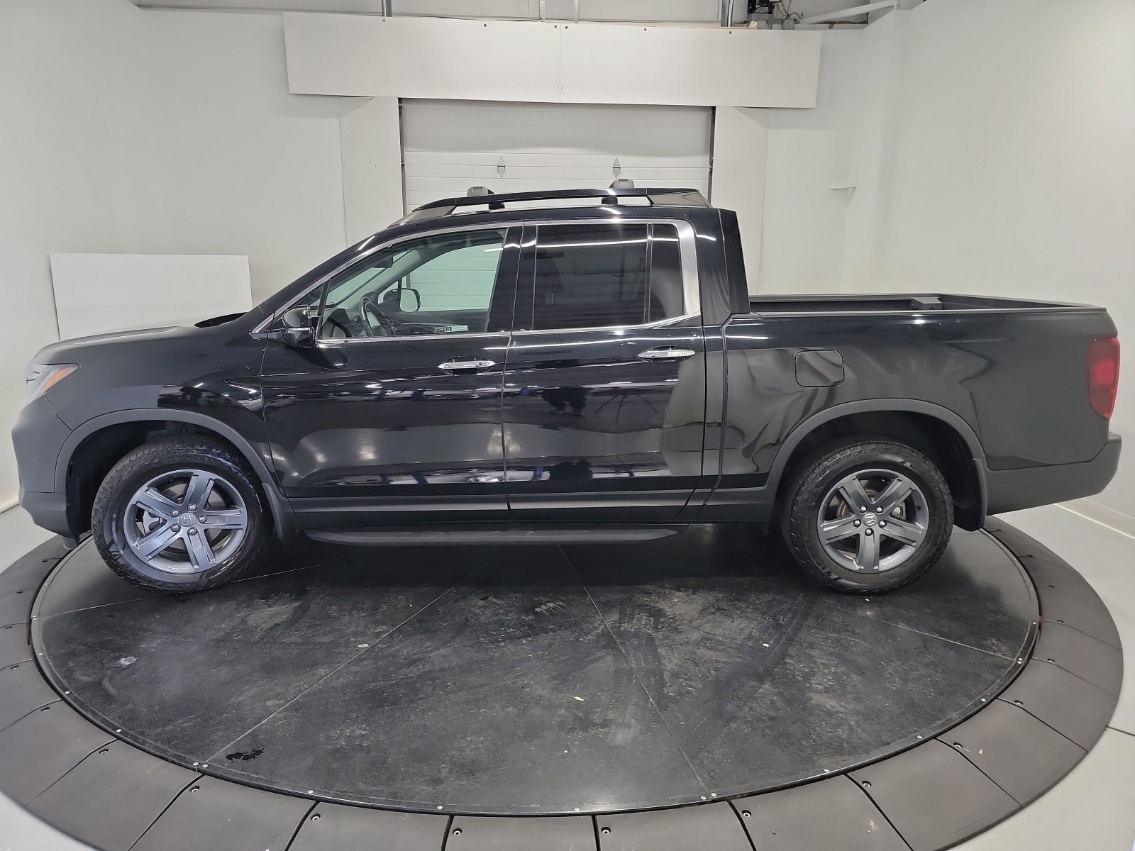 2022 Honda Ridgeline RTL-E photo 3