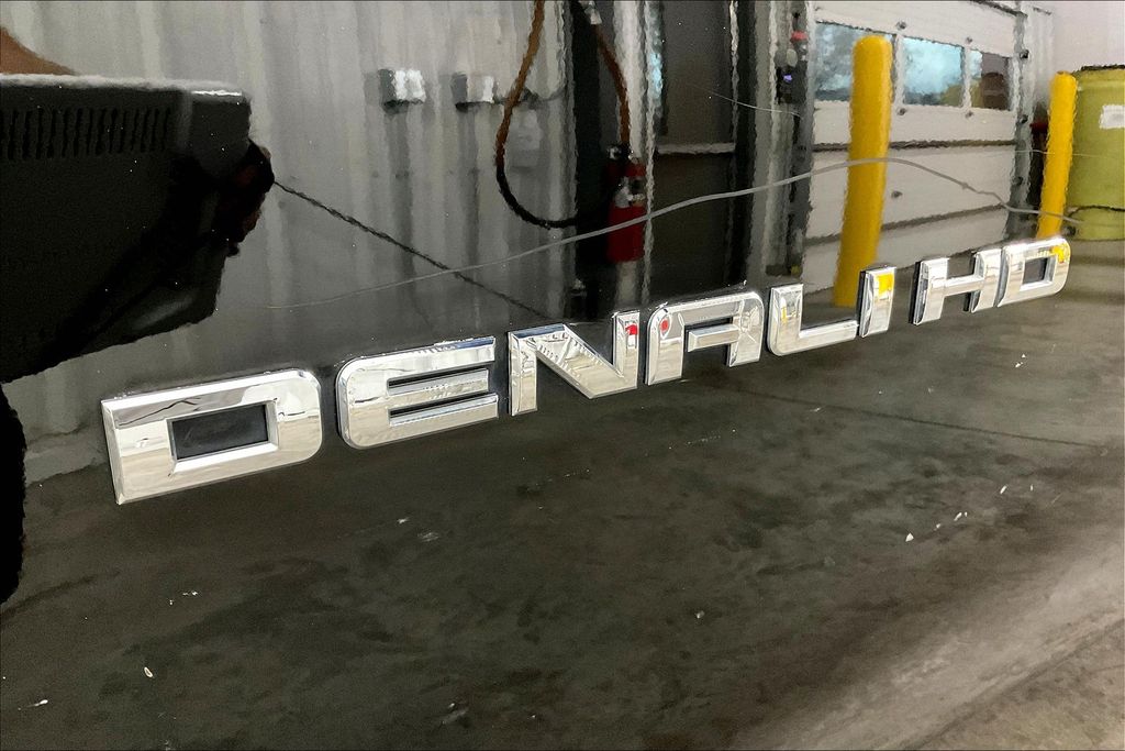 2012 Gmc Sierra Denali photo 8