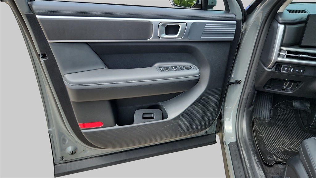 2026 Hyundai Santa Fe SEL photo 30