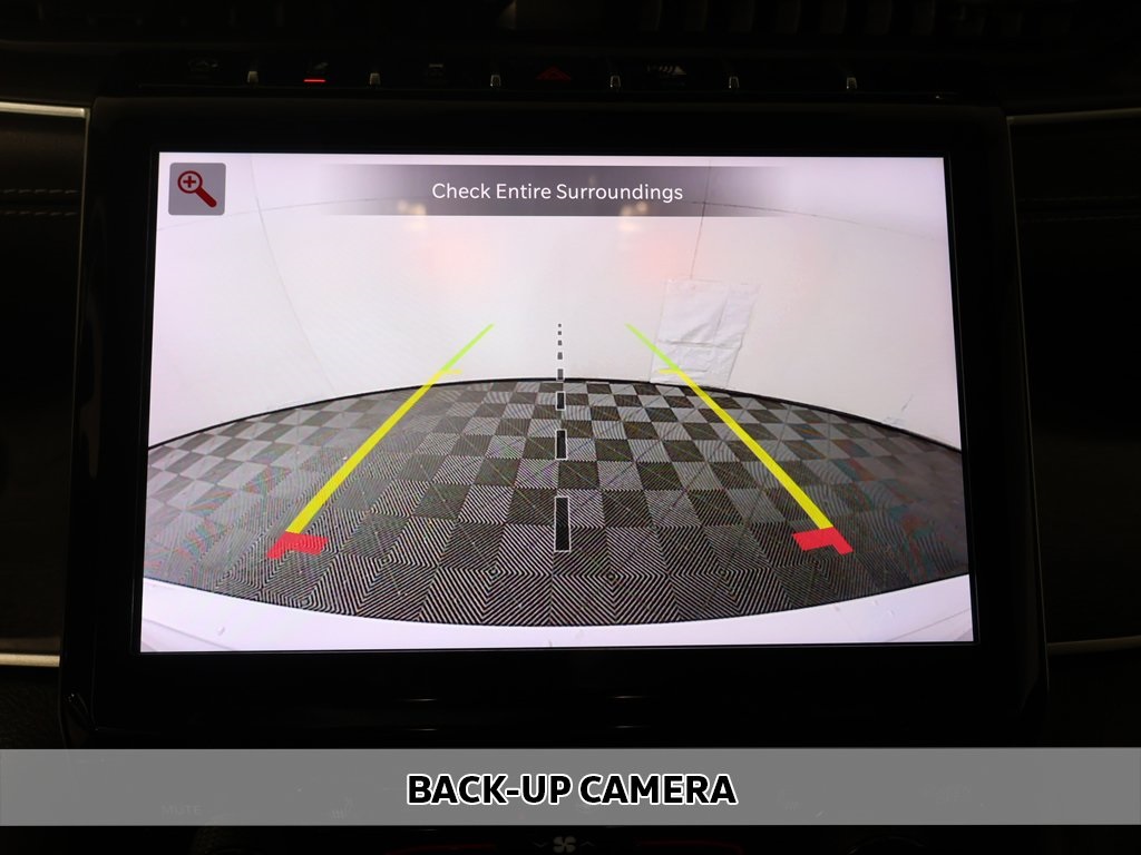 2023 Jeep Grand Cherokee Limited photo 2