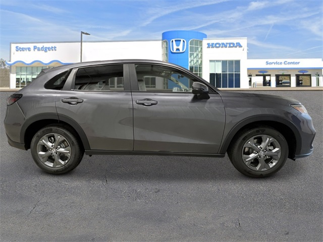 2026 Honda HR-V LX photo 4