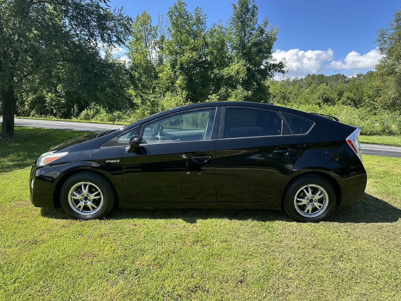 Used 2010 Toyota Prius IV with VIN JTDKN3DU9A5001371 for sale in Waconia, Minnesota