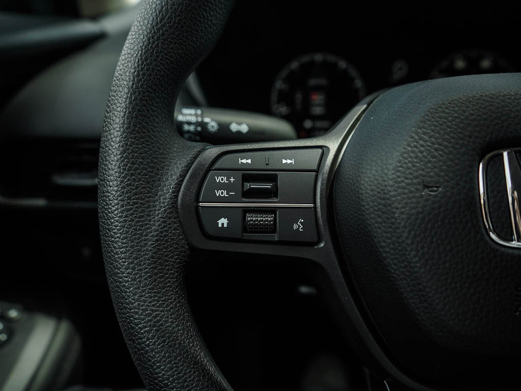 2026 Honda HR-V LX photo 18