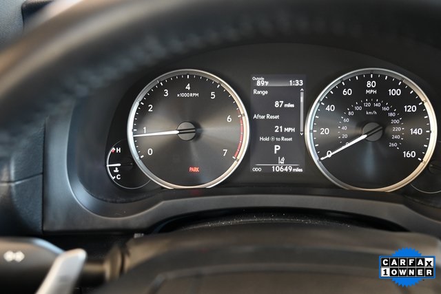 2022 Lexus IS 300 photo 13