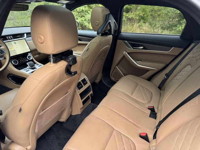 2023 Jaguar F-PACE P250 S photo 14
