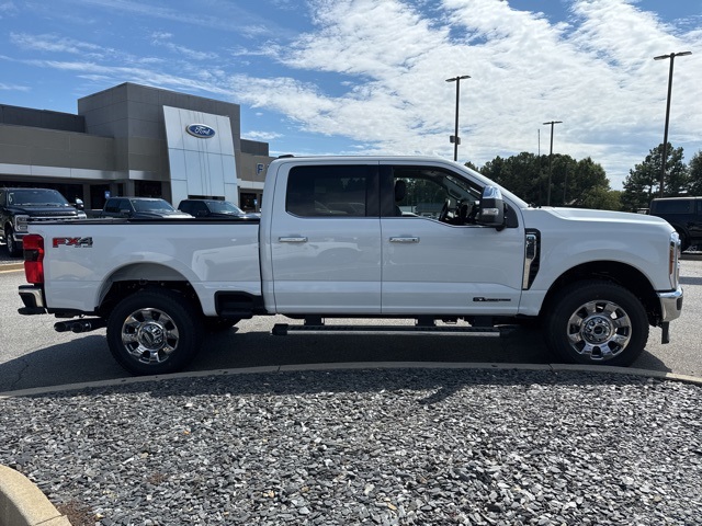 2026 Ford F-350 photo 12