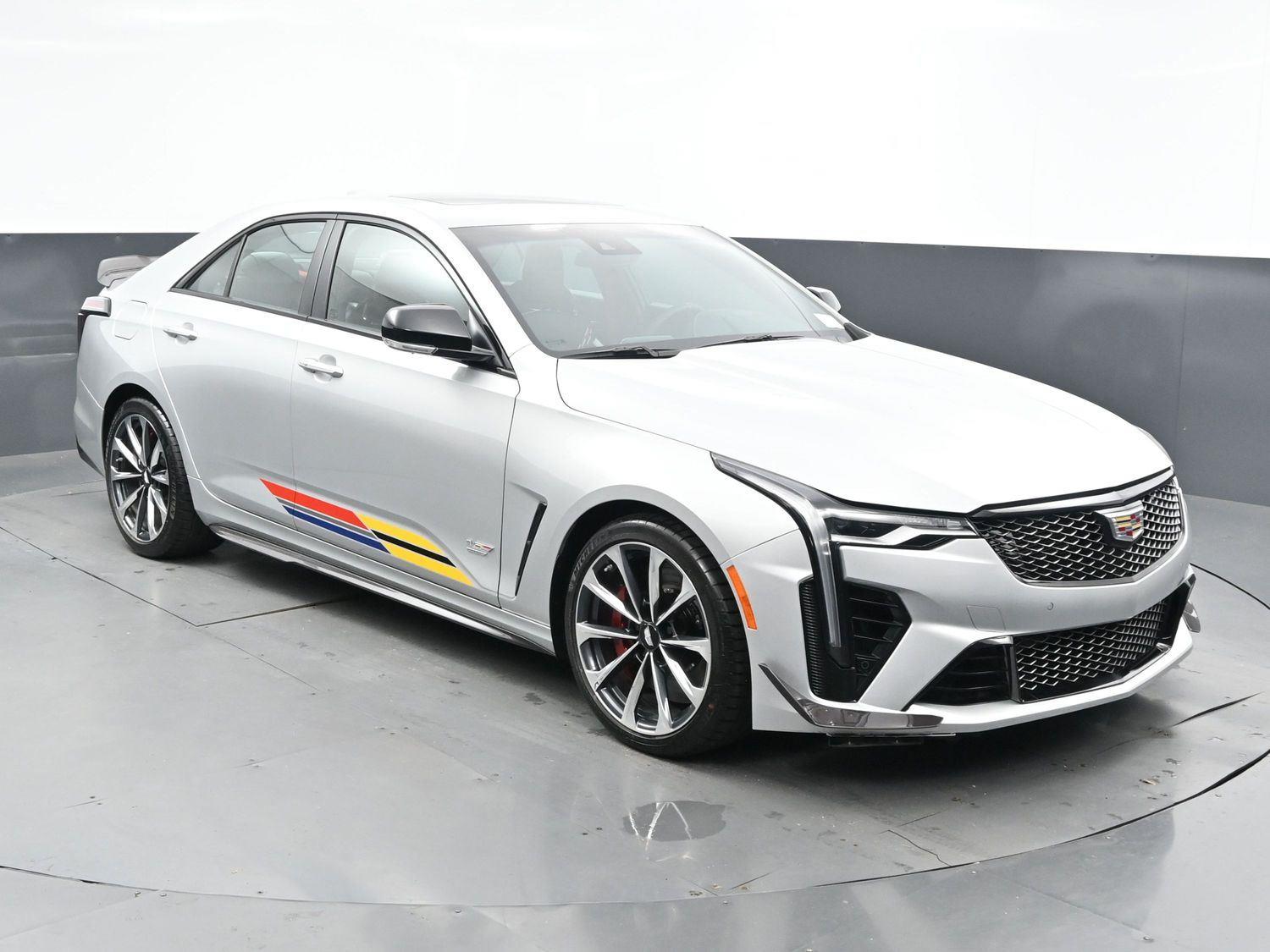 2024 Cadillac CT4 photo 2