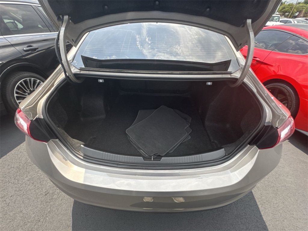 2022 Chevrolet Malibu 1LT photo 28
