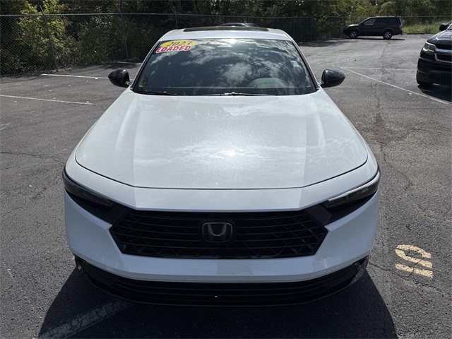 2023 Honda Accord Hybrid Sport-L photo 2