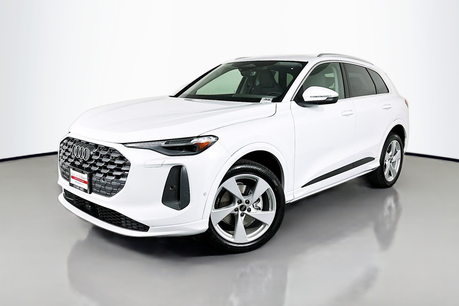 2025 Audi New Q5 Premium Plus's photo