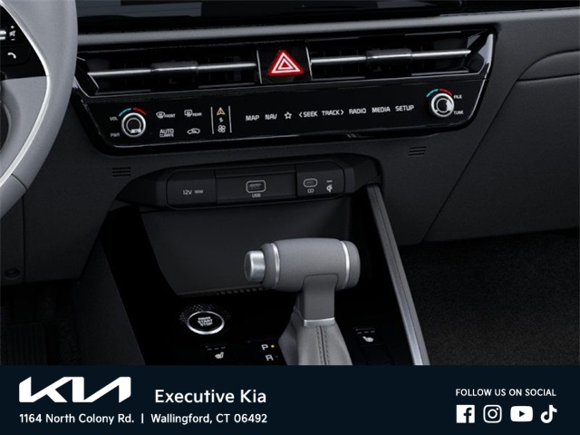 2025 Kia Niro EX photo 17