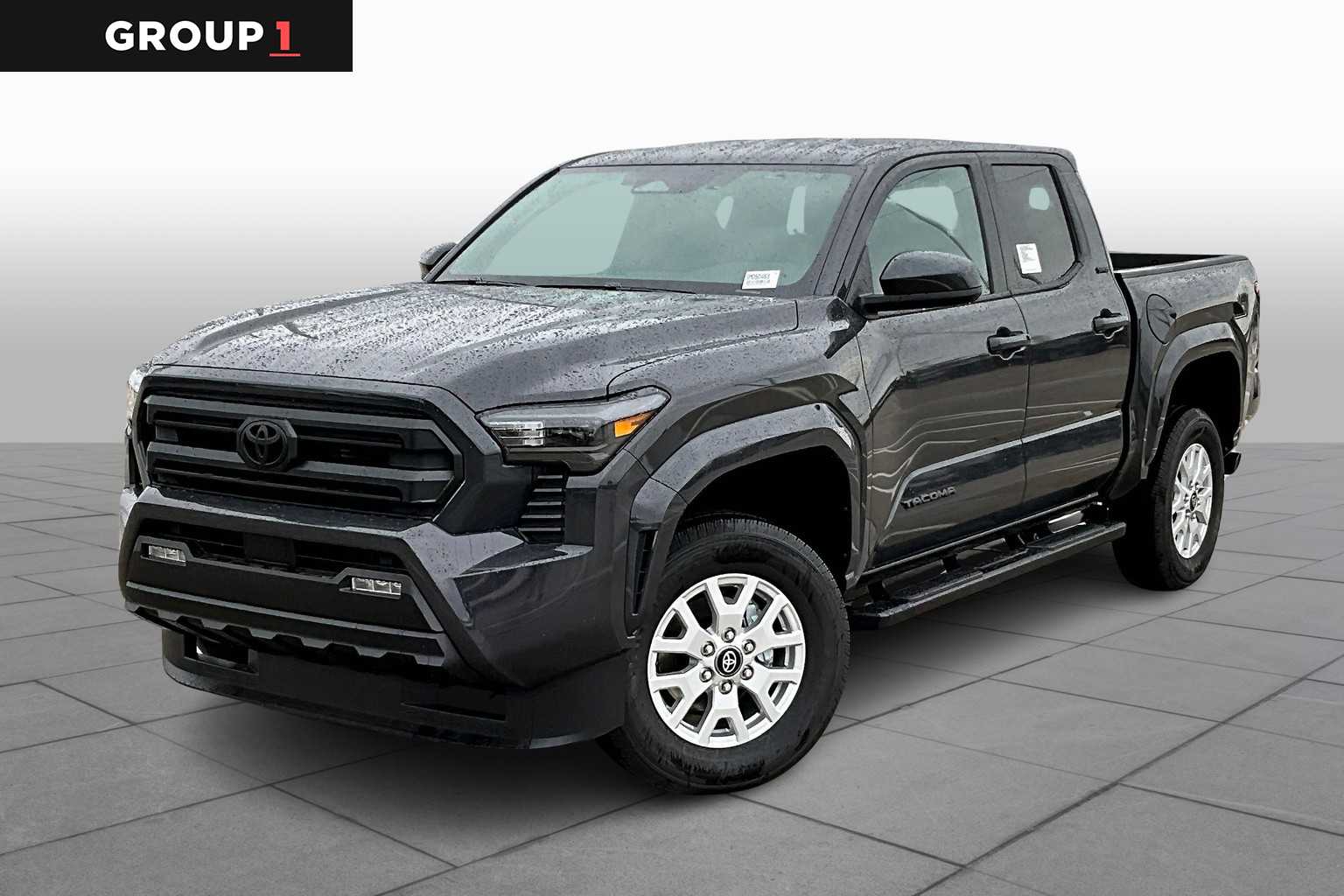 2025 Toyota Tacoma SR5's photo
