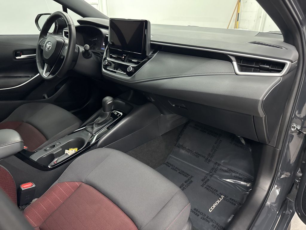 2024 Toyota Corolla SE photo 18