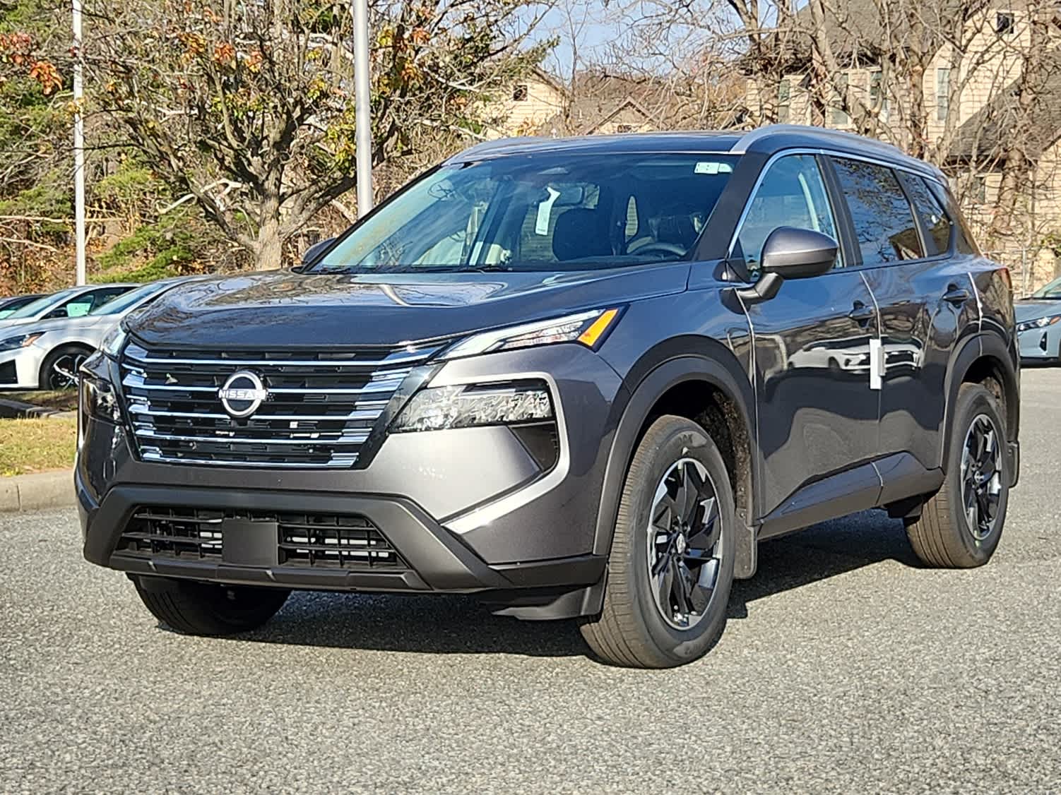 2026 Nissan Rogue SV's photo