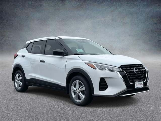 2025 Nissan KICKS PLAY Base's photo