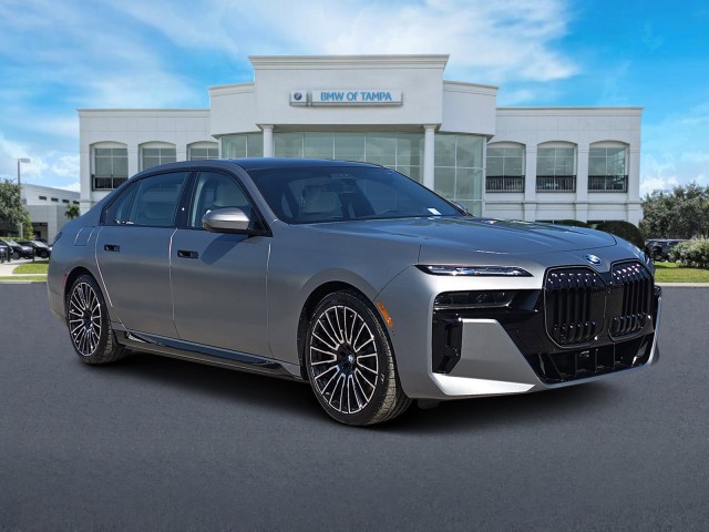 2025 BMW 7 Series 750e xDrive
