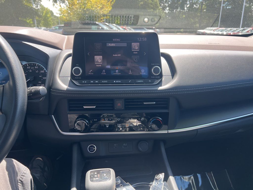 2023 Nissan Rogue S photo 10