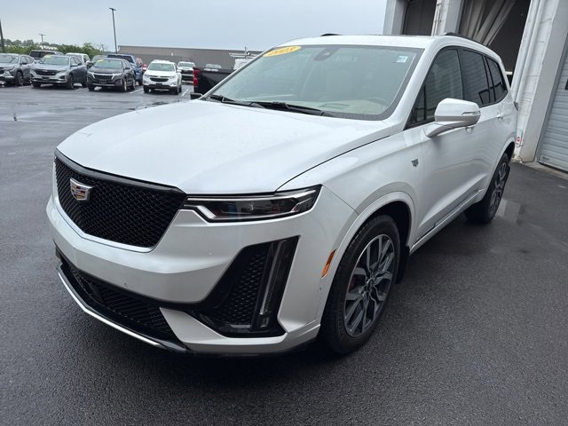 2023 Cadillac XT6 Sport photo 3