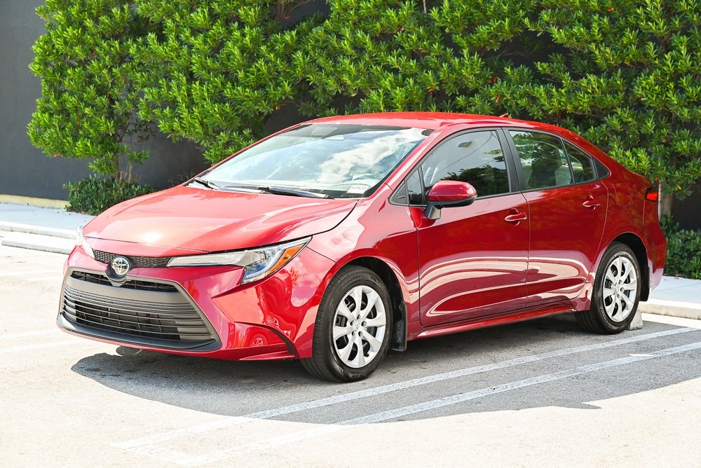 2025 Toyota Corolla LE