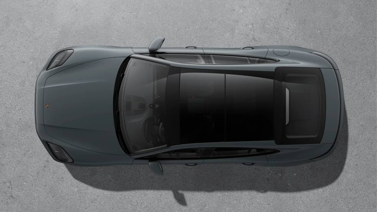 2026 Porsche Panamera 4 photo 3