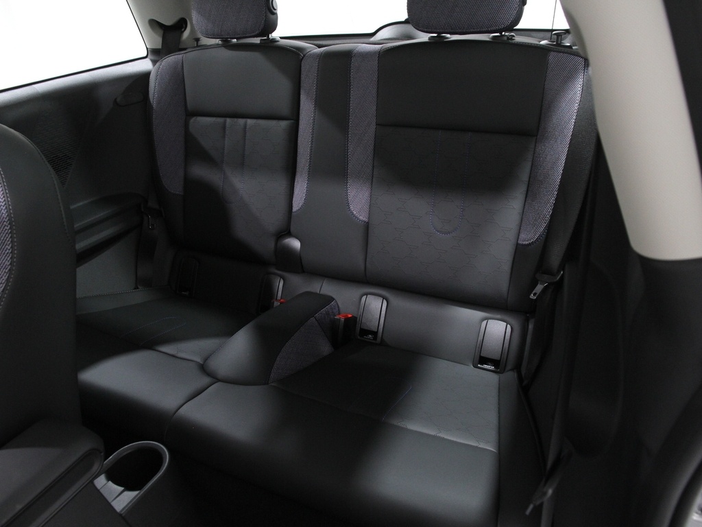 2025 Mini Cooper 2 Door Hardtop Signature photo 18
