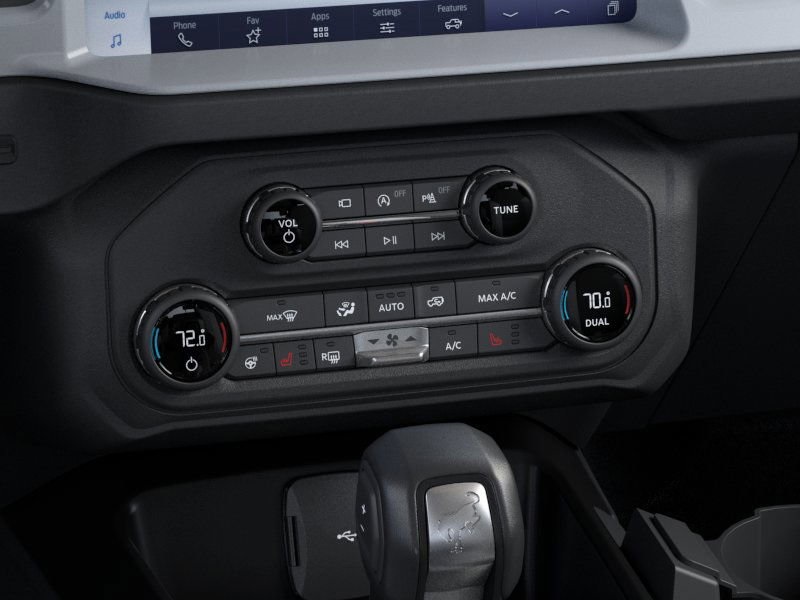 2025 Ford Bronco First Edition photo 14