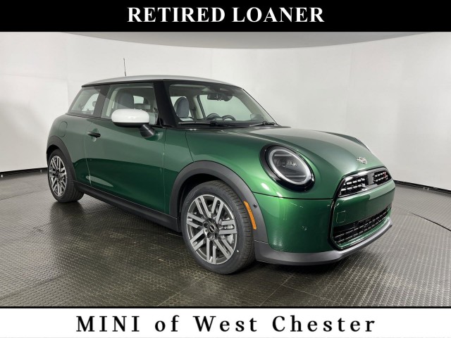 2025 MINI Hardtop 2 Door S's photo