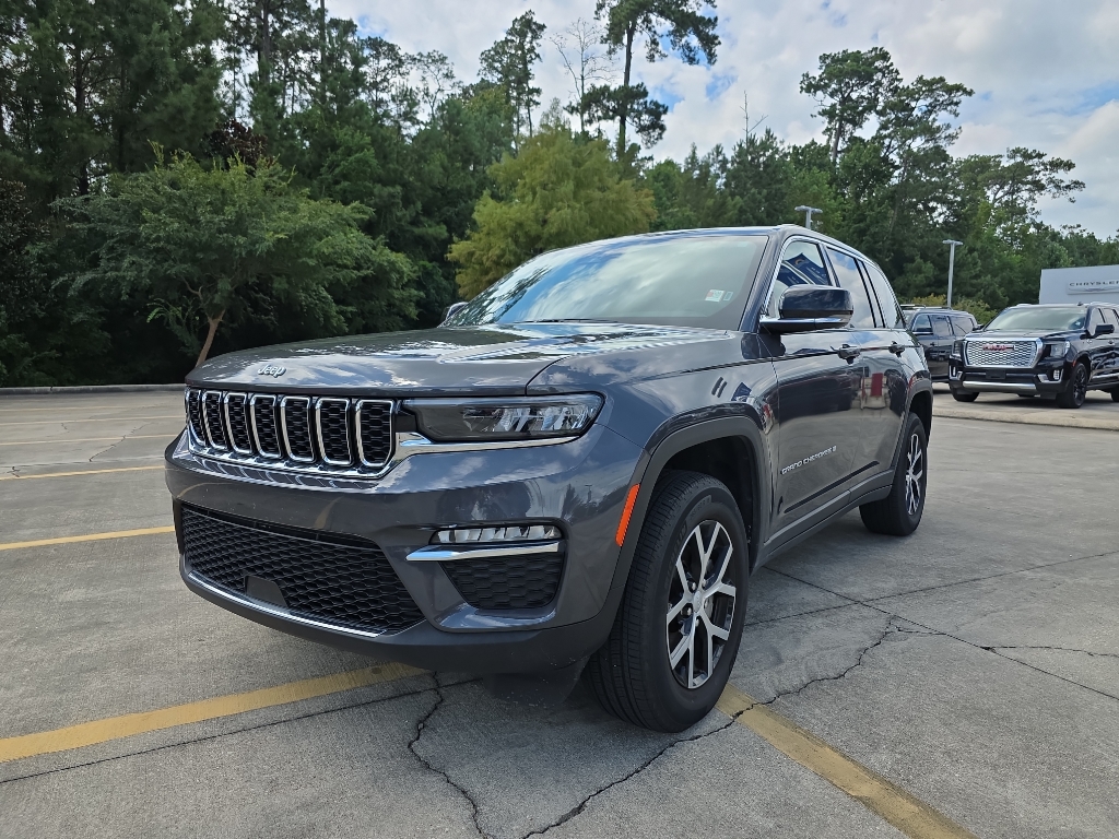 2024 Jeep Grand Cherokee Limited photo 2