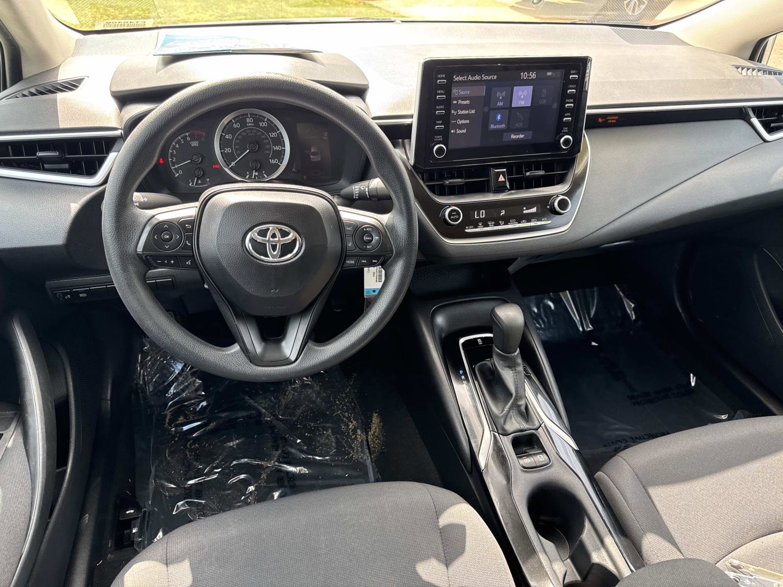 2020 Toyota Corolla LE photo 10