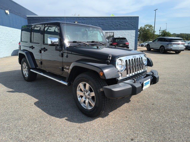 2016 Jeep Wrangler Unlimited Sahara photo 7