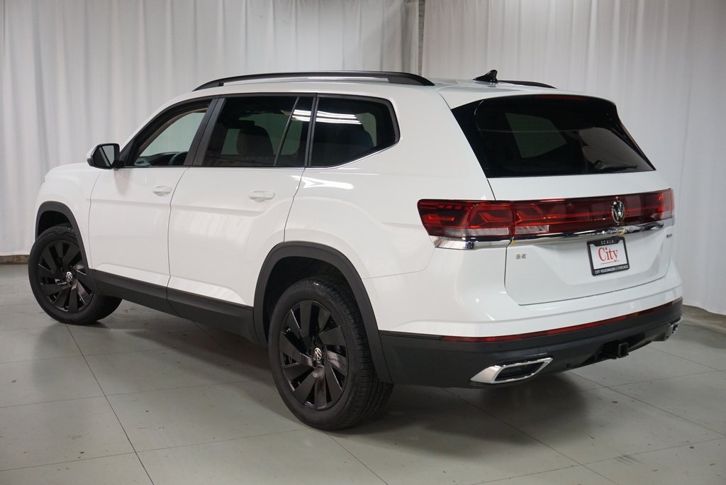 2025 Volkswagen Atlas SE Technology photo 7