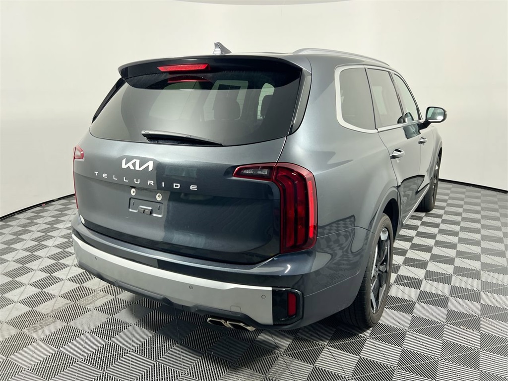 2025 Kia Telluride S photo 2
