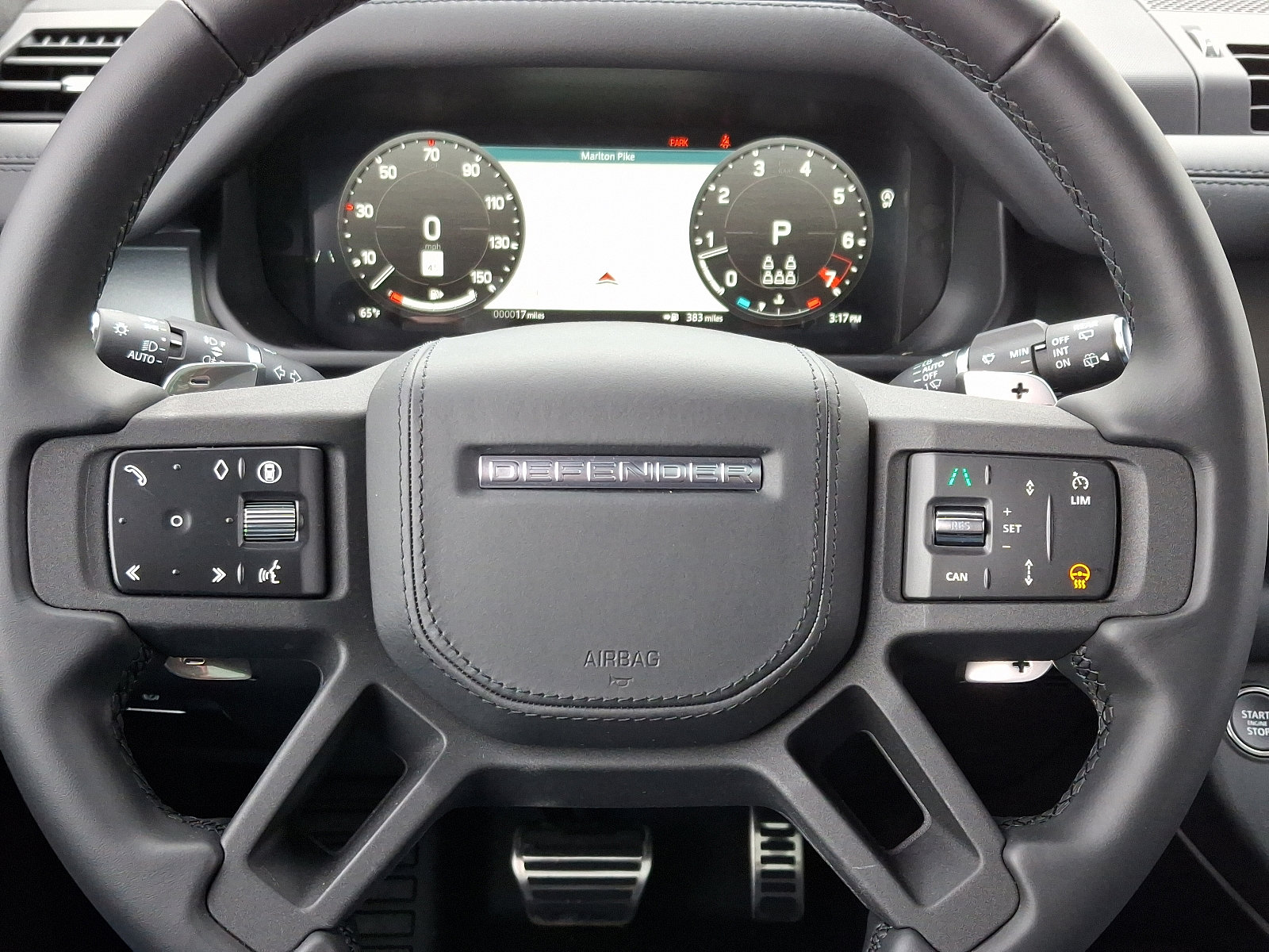 2025 Land Rover Defender 130 V8 photo 23