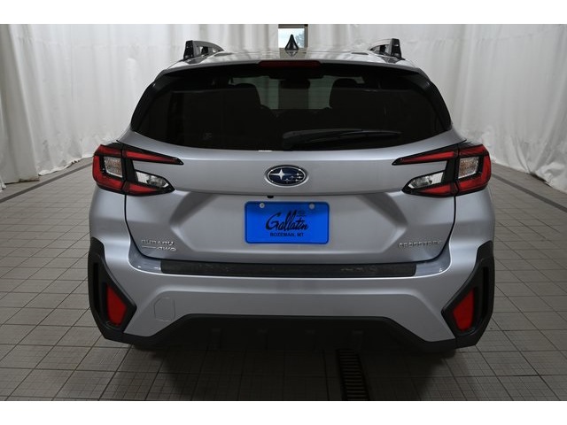 2025 Subaru Crosstrek Premium photo 4