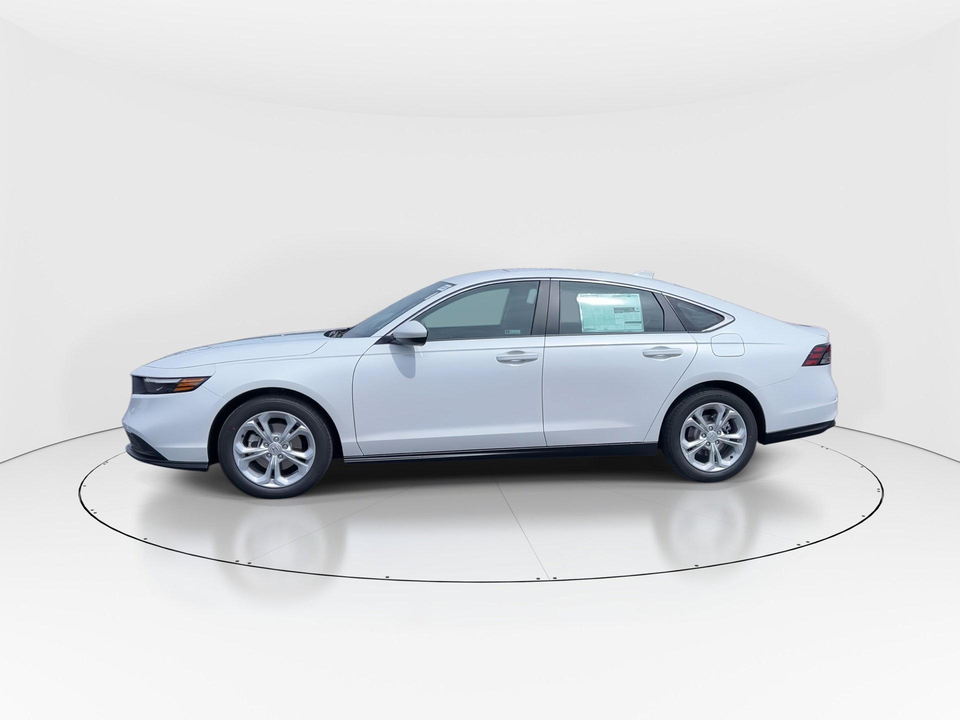 2025 Honda Accord 1.5T LX photo 4