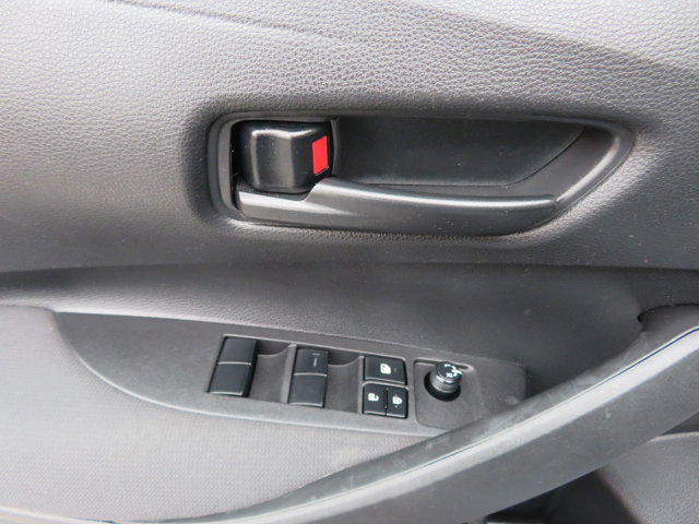 2022 Toyota Corolla LE photo 18